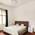 Holiday home Lobkovice: Gemuetliches Gaestehaus Am Schloss *