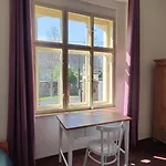 Lobkovice: Gemuetliches Gaestehaus Am Schloss Holiday home Neratovice
