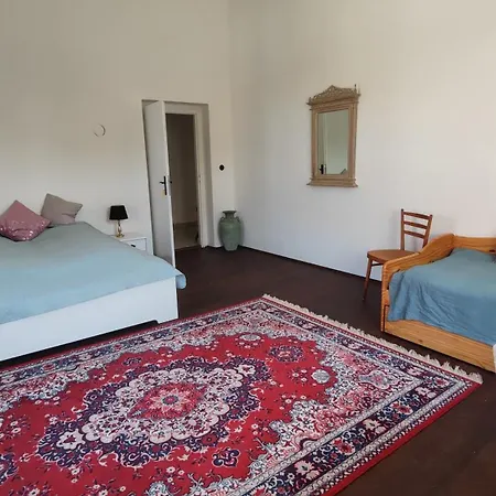 Lobkovice: Gemuetliches Gaestehaus Am Schloss