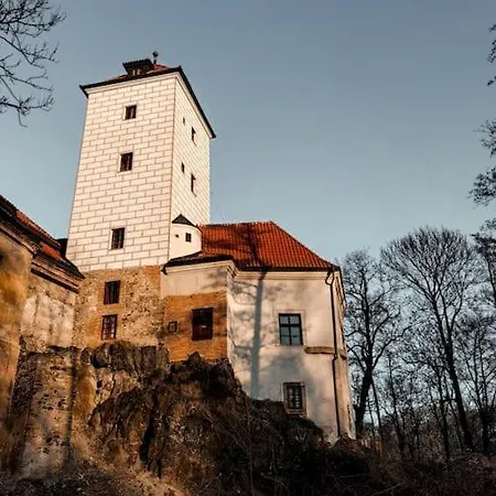 Holiday home Lobkovice: Gemuetliches Gaestehaus Am Schloss *