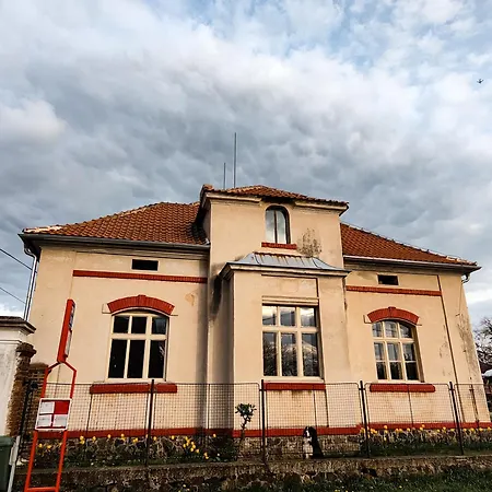 Lobkovice: Gemuetliches Gaestehaus Am Schloss Holiday home *