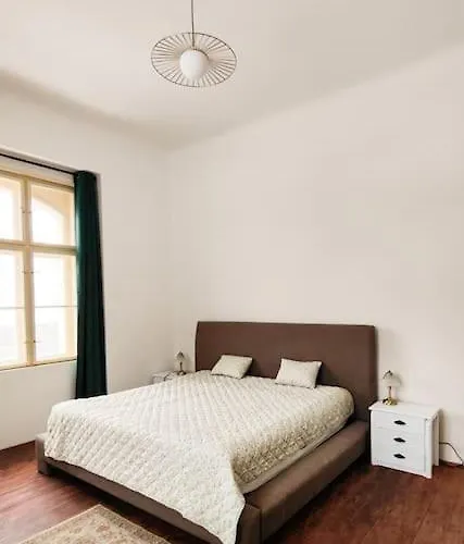 Ferienhaus Lobkovice: Gemütliches Am Schloss *