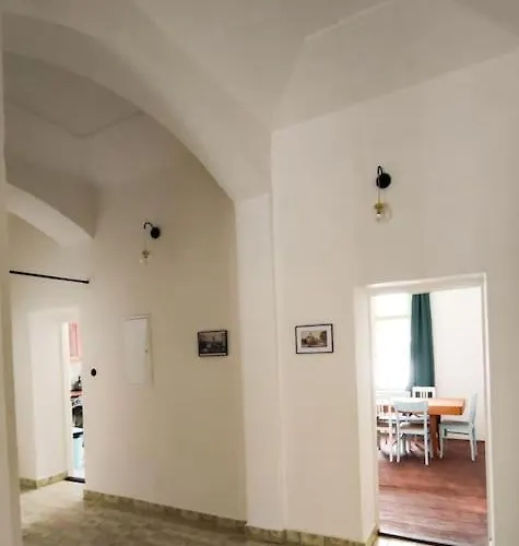 Lobkovice: Gemütliches Am Schloss Ferienhaus *