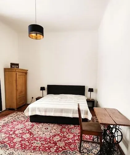 Ferienhaus Lobkovice: Gemütliches Am Schloss *