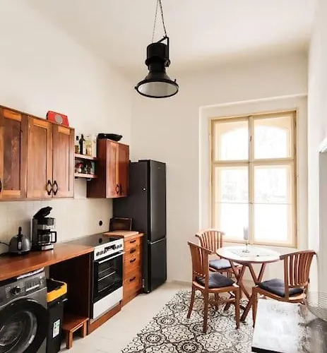 Ferienhaus Lobkovice: Gemütliches Am Schloss Neratovice