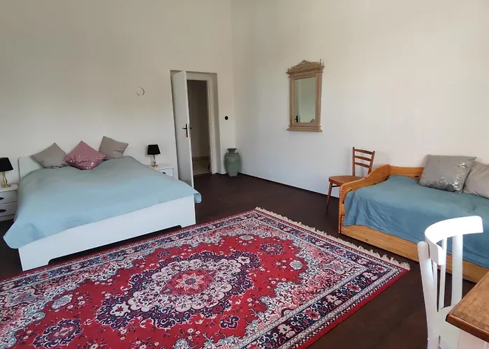 Lobkovice: Gemuetliches Gaestehaus Am Schloss