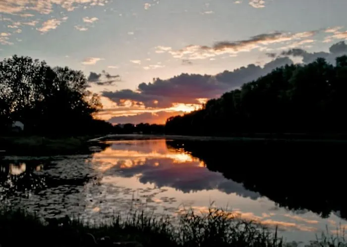 Lobkovice: Gemütliches Am Schloss * Neratovice
