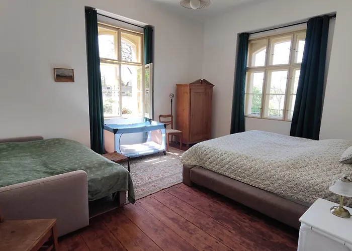 Lobkovice: Gemütliches Am Schloss Ferienhaus Neratovice